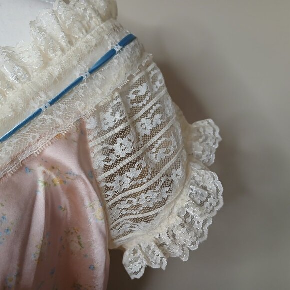 Lacemade Vintage Inspired Mucha Flower Dress Lace Floral Size XL - Picture 9 of 14